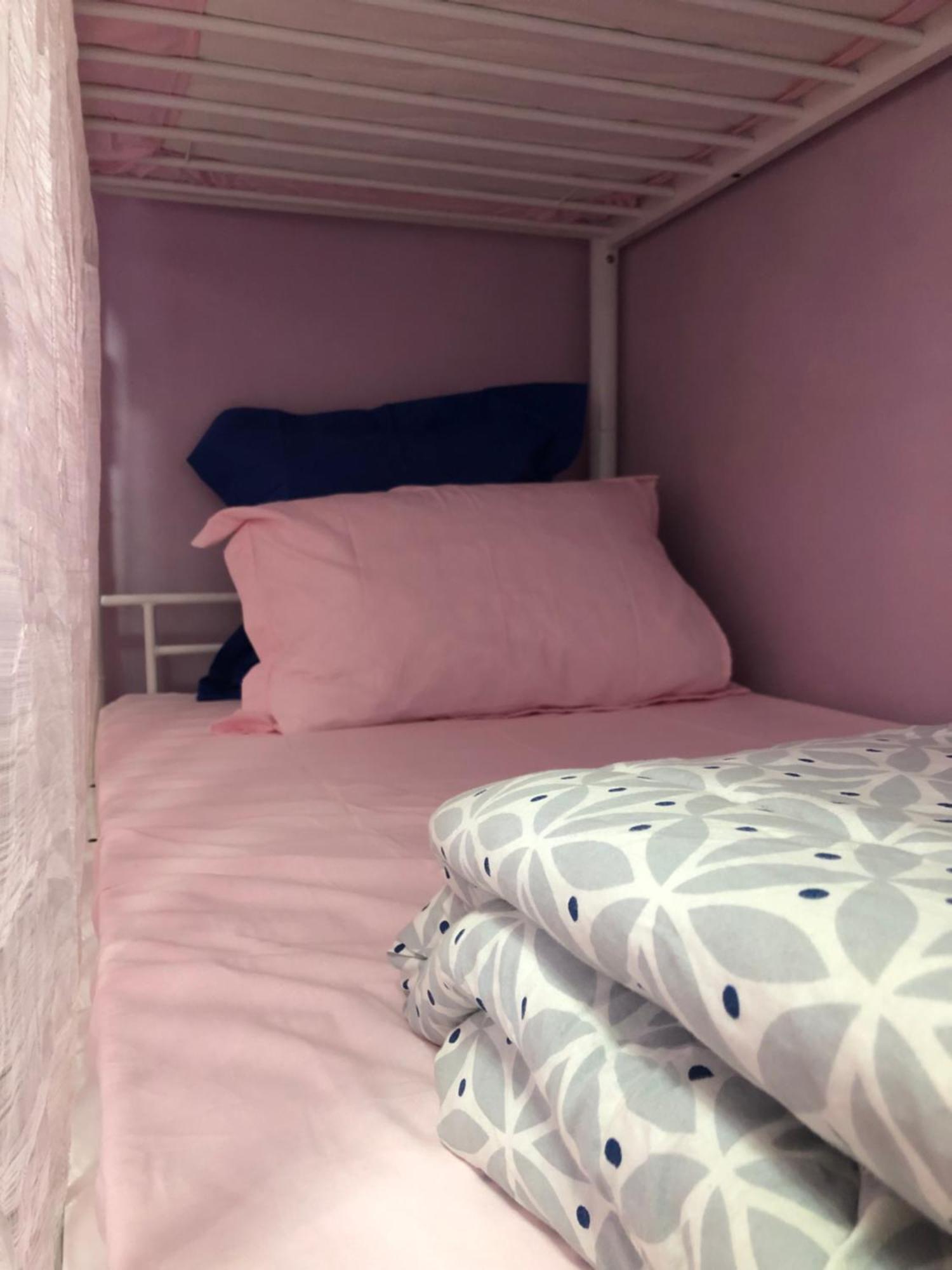 Female-Dortoir Femme -Dorm Shared Room Paris Bobigny Exteriér fotografie