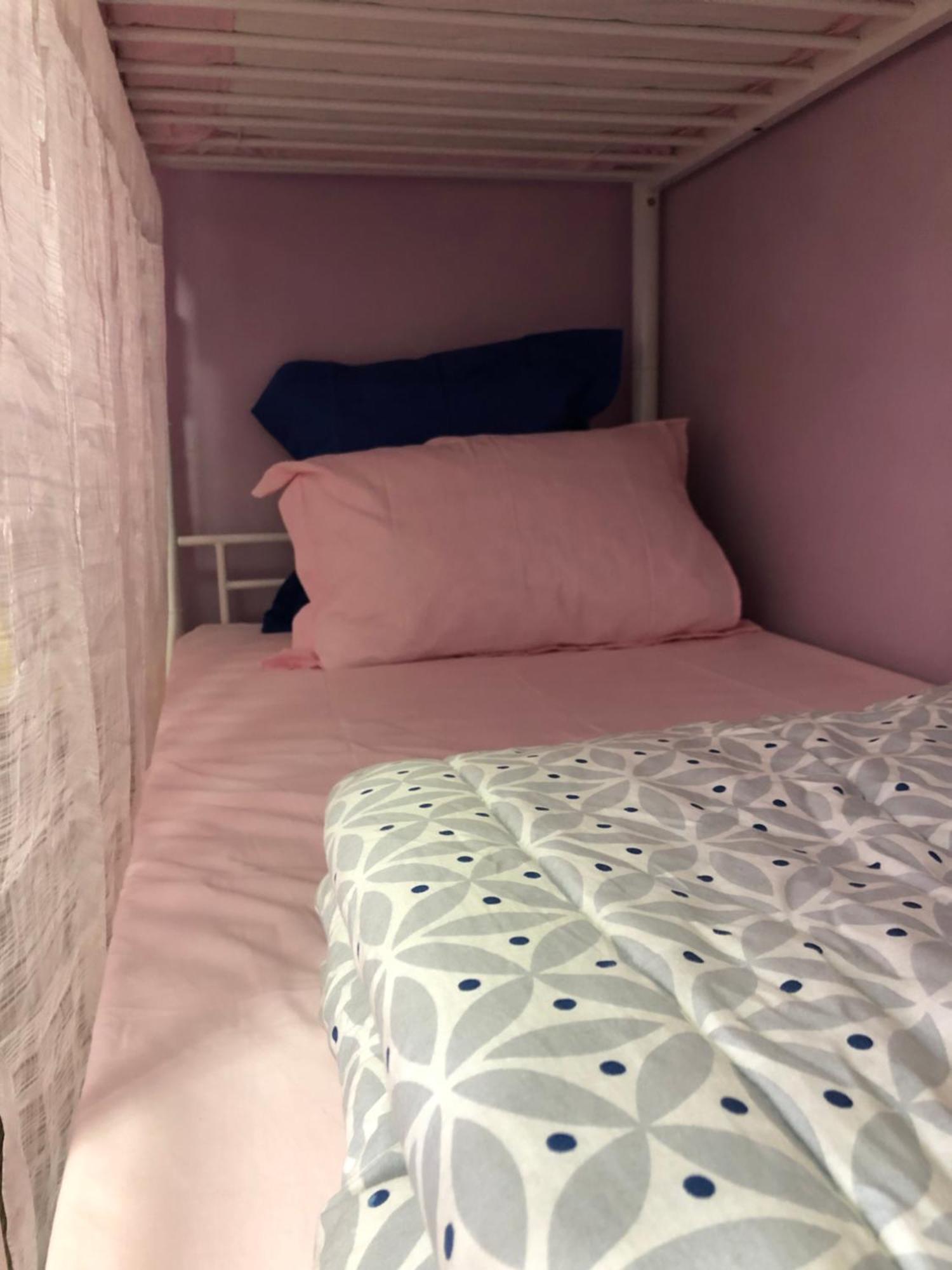 Female-Dortoir Femme -Dorm Shared Room Paris Bobigny Exteriér fotografie
