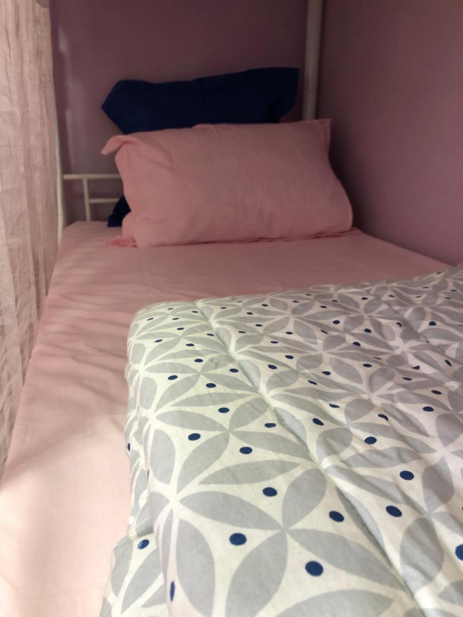 Female-Dortoir Femme -Dorm Shared Room Paris Bobigny Exteriér fotografie