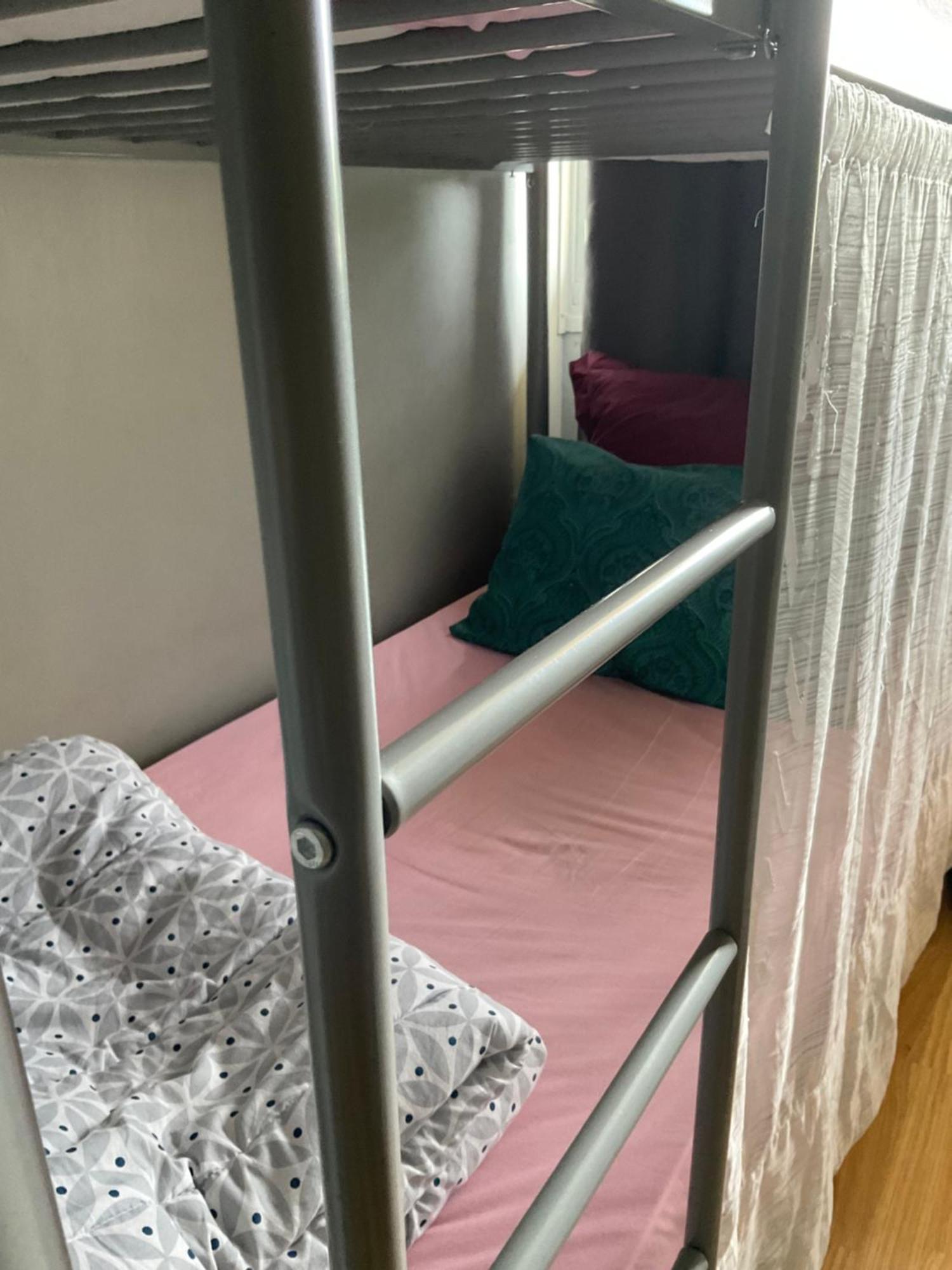 Female-Dortoir Femme -Dorm Shared Room Paris Bobigny Exteriér fotografie