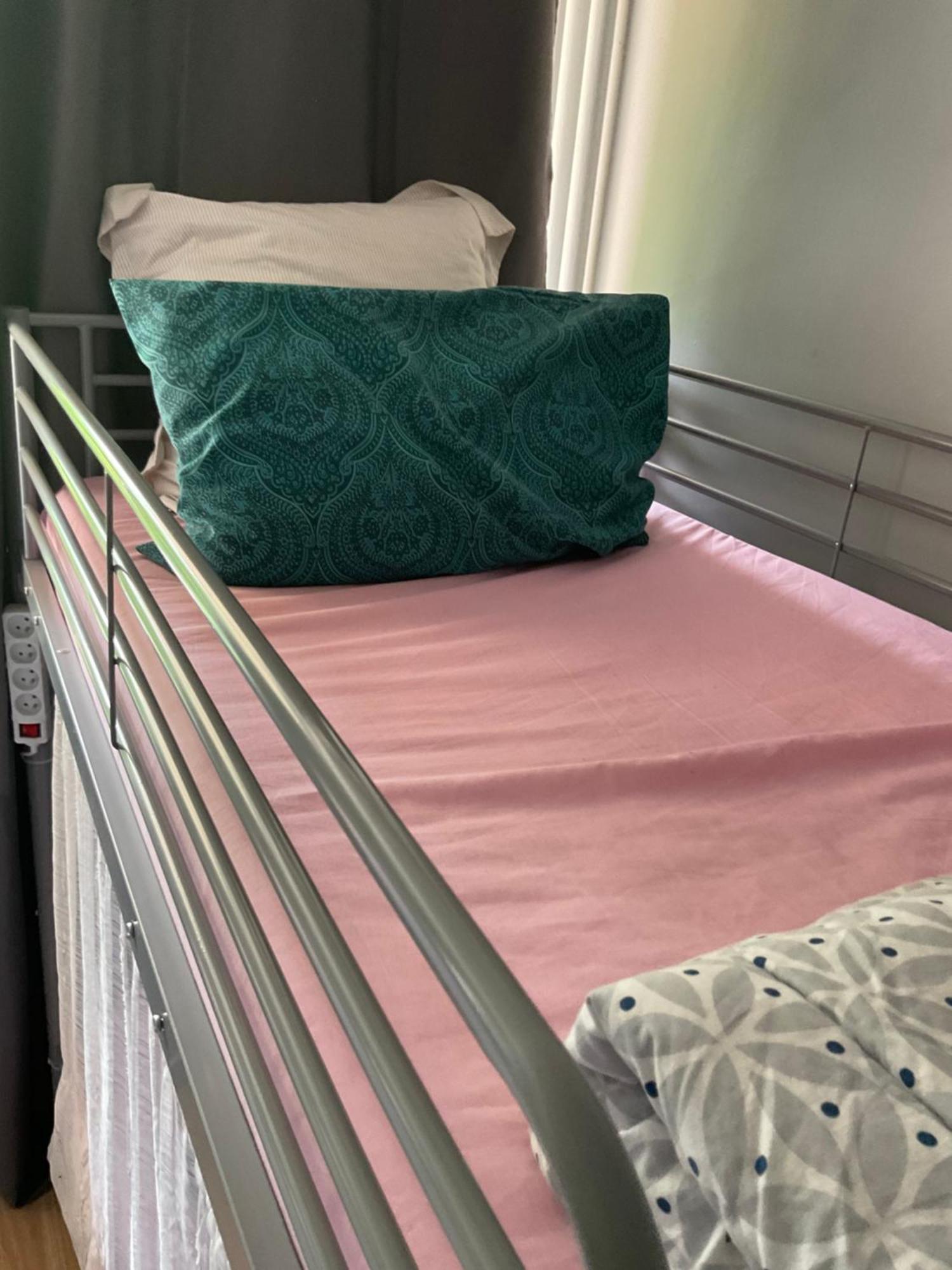 Female-Dortoir Femme -Dorm Shared Room Paris Bobigny Exteriér fotografie